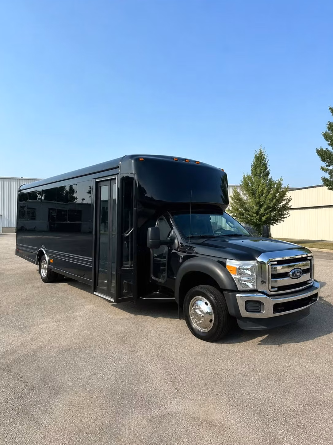 bus rentals for woodbridge proms homecomings
