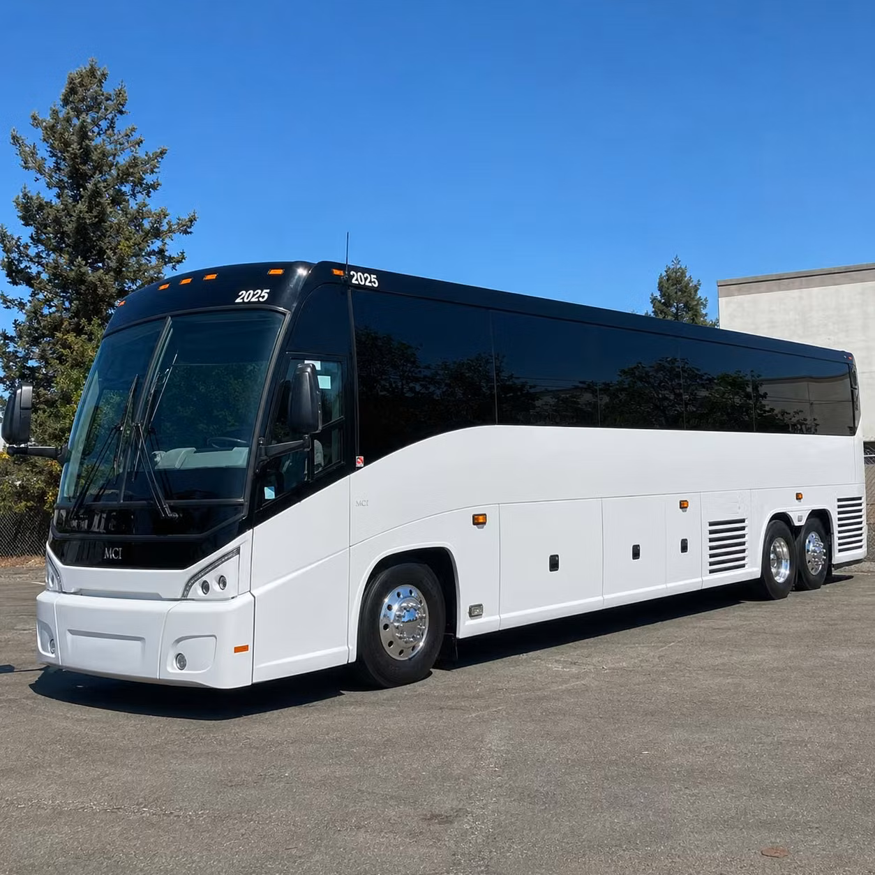 charterbusrentalwoodbridgenj com makes long distance transportation from woodbridge fast and easy